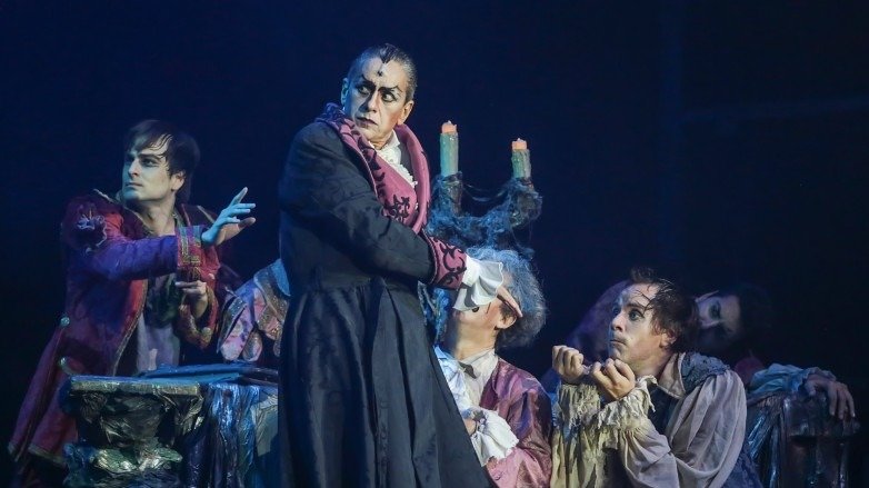 Serán cuatro las funciones con las que el musical de Drácula se despide