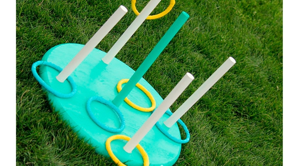 Cinco ideas de juegos para hacer en casa y divertirse al aire libre