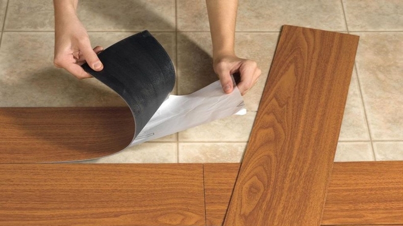 Revestimientos plásticos: fáciles de colocar para embellecer paredes y