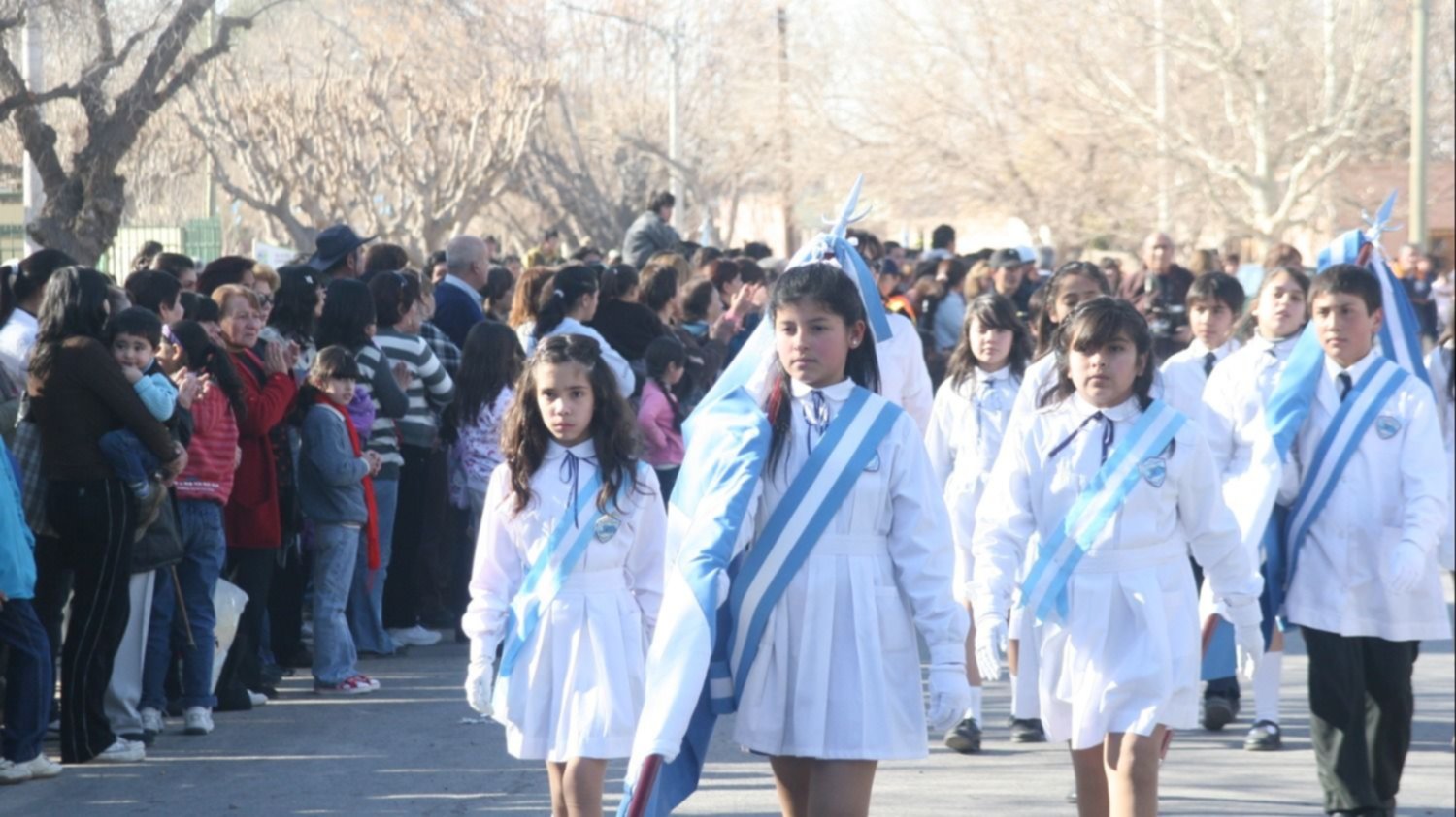 Con La Nueva Insignia Cambia El Sistema De Abanderados Escolares