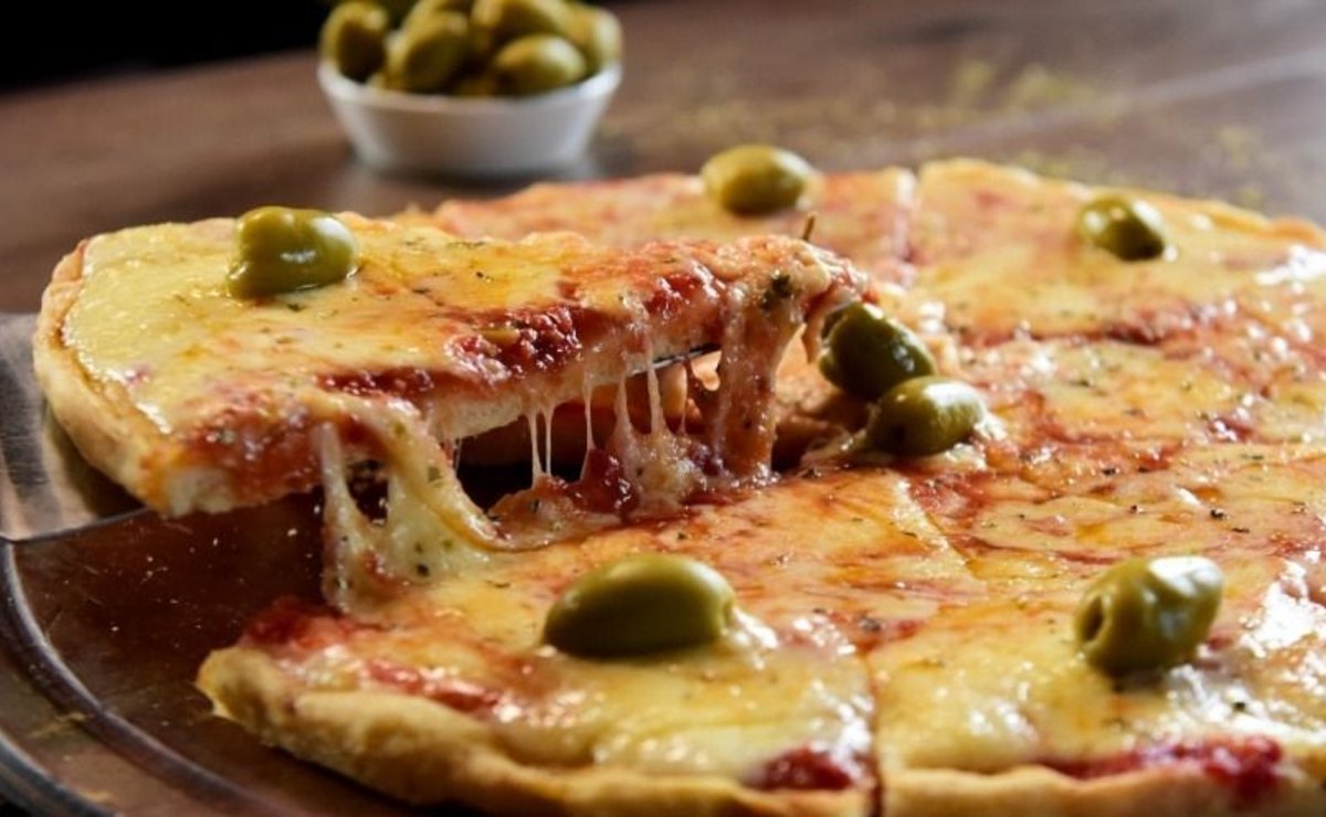 Pizzería atiende con los mitos y ¡el pombero es la estrella! - Extra   Publicación web del diario Extra, donde encontrás informaciones útiles y  todas las noticias más importantes del día.