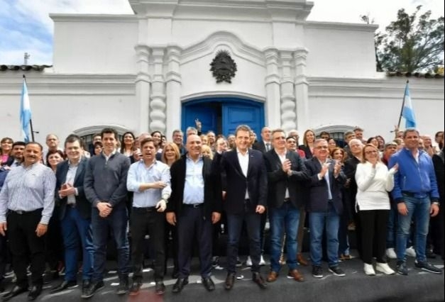 Sergio Massa relanzó su campaña en Tucumán acompañado por gobernadores peronistas. (Foto: Prensa del Ministerio de Economía)